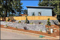 Hardscape retaining wall in Eugene, Oregon